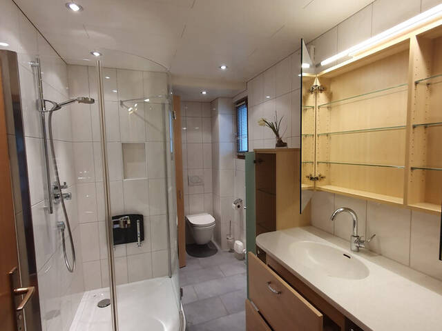 Immobilie in Bludenz - Zentral gelegene 3,5-Zimmerwohnung in einem gepflegten 3 Parteienhaus! - Bild 2