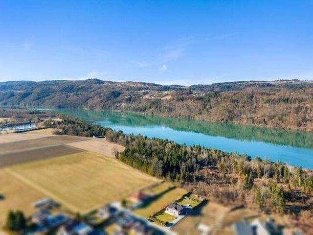 Immobilie in Ferlach - Wohnen wie im Urlaub: Schwedenhaus mit Pool, Galerie und großem Garten nahe Klagenfurt - Bild 4