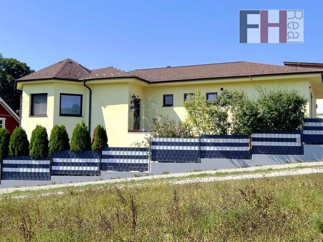 Immobilie in Gablitz - Exklusives Einfamilienhaus mit TOP-Ausstattung in guter Gablitzer Lage! - Bild 2