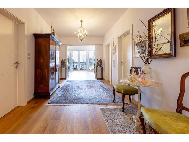 Immobilie in Zell am Moos - Exklusives Penthouse am Irrsee mit traumhaften Ausblick inkl. Seeblick - Über den Dächern von Zell am Moos! - Bild 1