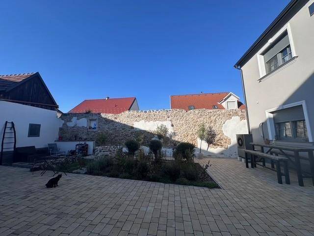 Immobilie in Purbach am Neusiedler See - Traumhaftes Landhaus mit anspruchsvollem Ambiente in Purbach zu kaufen! - Bild 0