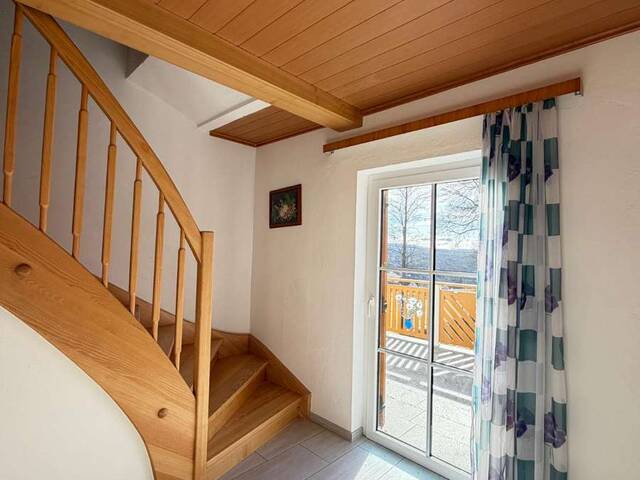 Immobilie in Fischbach - Charmantes Einfamilienhaus in erhöhter Lage mit Fernsicht und keinen direkten Nachbarn! - Bild 2