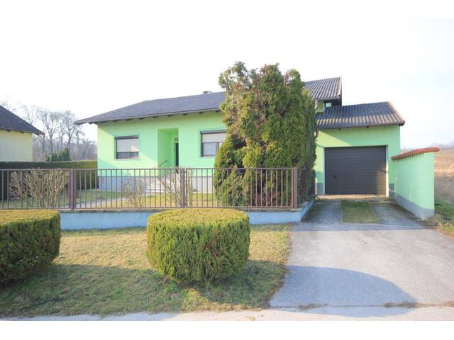 Immobilie in Marchegg - Gepflegtes Einfamilienhaus mit Wintergarten, Garage und Alarmanlage - Bild 1