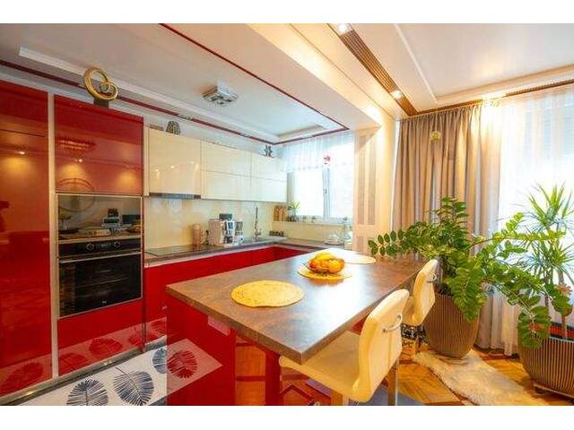 Immobilie in Maria Enzersdorf - Vollrenovierte Dreizimmer-Wohnung mit großem Kellerraum - Bild 1