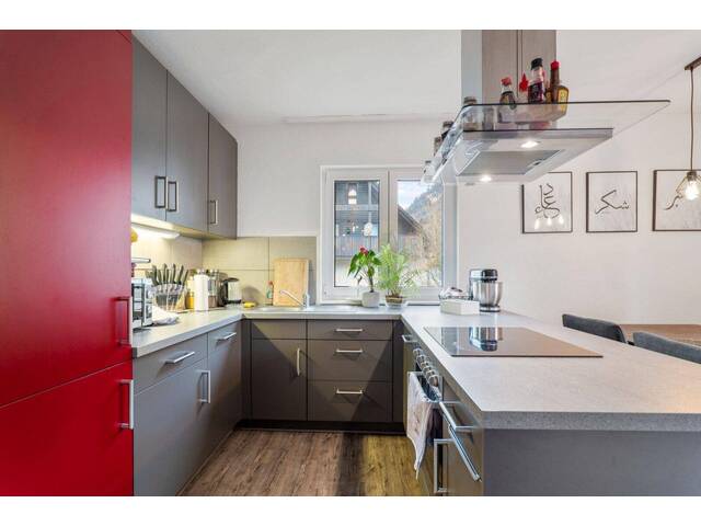 Immobilie in Kennelbach - Großzügiges 10-Zimmer-Haus in Kennelbach mit Terrasse, Garten und Balkon - Bild 2