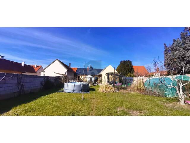 Immobilie in Tadten - RENOVIERT - MIT UNEINSICHTIGEM GARTEN UND ZWEITEM ZUGANG - Bild 4