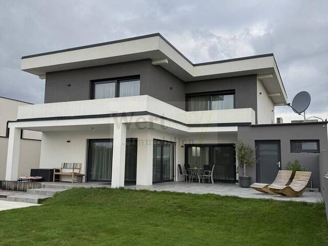 Immobilie in Günselsdorf - Modernes Einfamilienhaus in Grünruhelage mit Garten & Pool zu verkaufen! - Bild 0