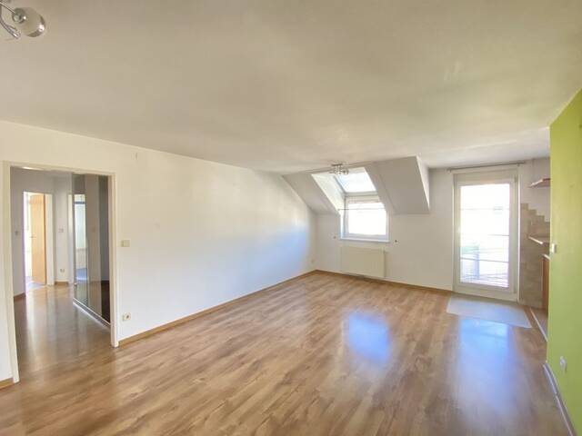 Immobilie in Brunn am Gebirge - DACHGESCHOSS + SONNIG + PERFEKTE Einteilung + TERRASSE! - Bild 2