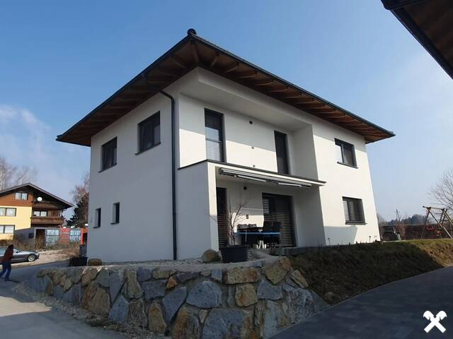 Immobilie in Moosdorf - Junges modernes Einfamilienhaus mit Doppelgarage ! - Bild 0