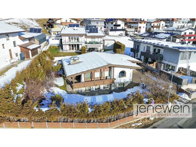 Immobilie in Oberperfuss - WOHNEN AM LAND - 5-ZIMMER WOHNHAUS IN SONNIGER LAGE IN OBERPERFUSS - Bild 1