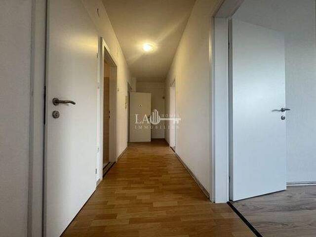 Immobilie in Leonding - Gemütliche 2,5-Zi-Wohnung in Leonding, ca. 65m², gepflegt und ruhig ! - Bild 3