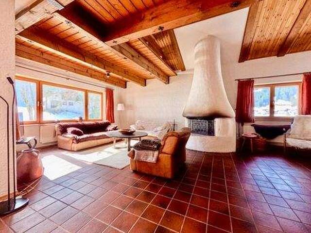 Immobilie in Mittelberg - Panorama pur - charmantes Alpenhaus in spektakulärer Lage! - Bild 2