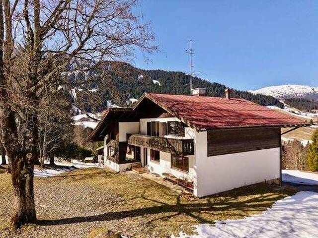 Immobilie in Mittelberg - Panorama pur - charmantes Alpenhaus in spektakulärer Lage! - Bild 4