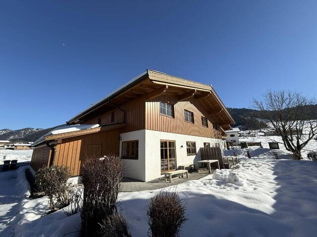 Immobilie in St. Jakob in Haus - Touristische Vermietung - Ski-in / Ski-out mit Blick auf die Skipiste - Bild 2
