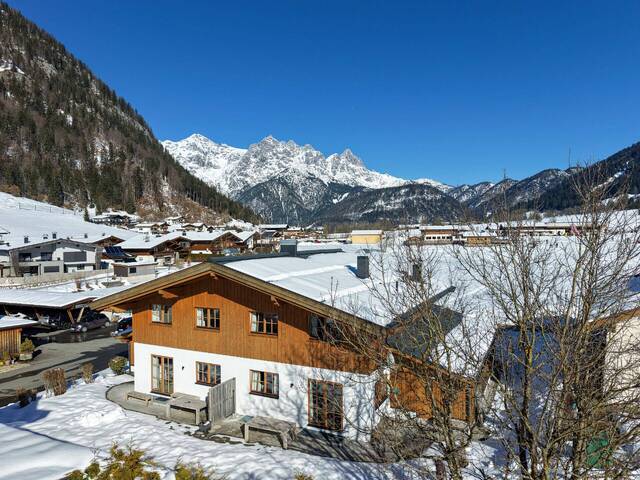 Immobilie in St. Jakob in Haus - Touristische Vermietung - Ski-in / Ski-out mit Blick auf die Skipiste - Bild 3