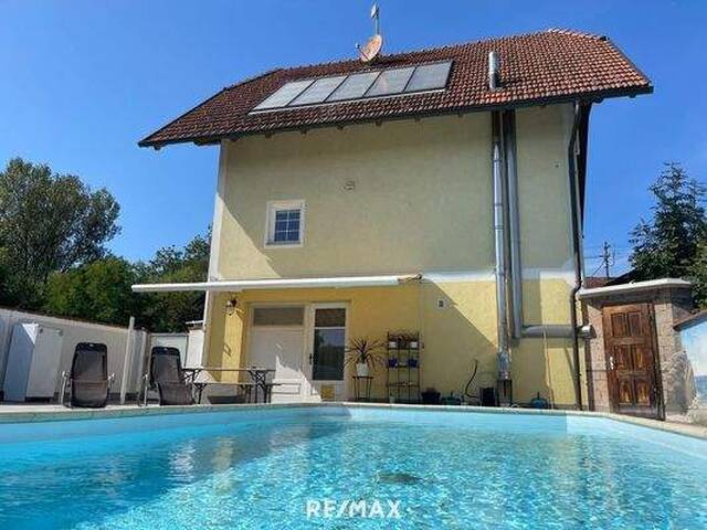 Immobilie in Sigharting - Großzügiges Familienhaus mit Pool in sonniger Lage - Bild 2