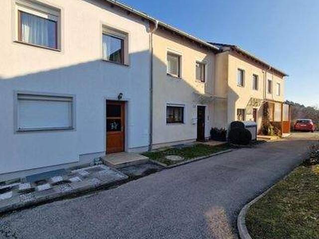 Immobilie in Rohrbach an der Lafnitz - Entzückendes Reihenhaus in ruhiger idyllischer Lage von Limbach Nähe Hartberg. - Bild 0