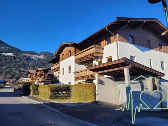 Immobilie in Reith bei Kitzbühel - Großzügige 4 Zimmer DG-Wohnung mit Südbalkon & Garage! - Bild 1