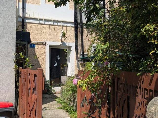 Immobilie in Mauthausen - 135 m² Stadthaus mit Garten & Dachterrasse - Dach 2023, Heizung 2022, PV - Bild 1