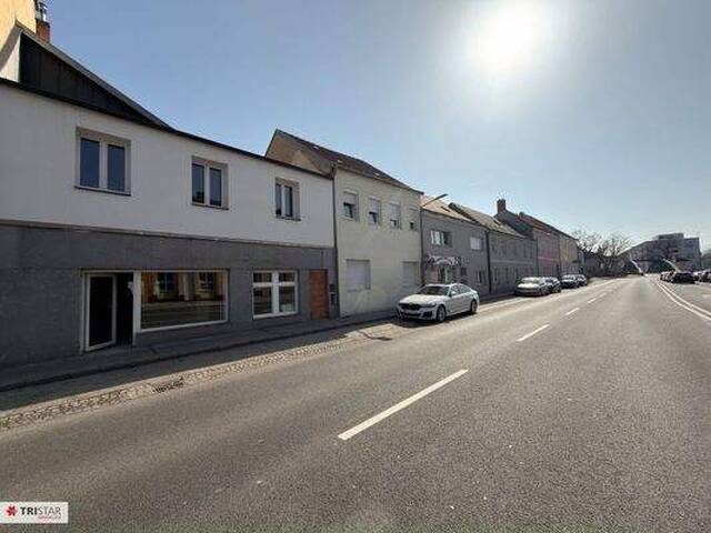 Immobilie in Neunkirchen - Zinshausähnliche Liegenschaft mit Geschäftslokal und 3 Wohnungen - Bild 2
