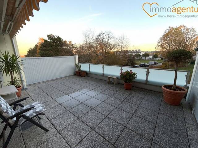 Immobilie in Marchtrenk - PREISVORTEIL! SOFORTBEZUG! 90m²- Terrassenwohnung in Marchtrenk mit insges. 44m² Terrassenfläche! - Bild 1