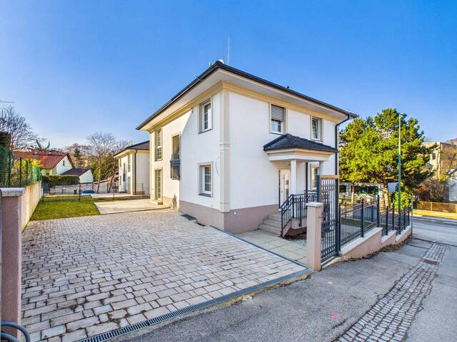 Immobilie in Kierling - 4-Zimmer Einfamilienhaus voll unterkellert in 3400 Klosterneuburg | Belagsfertig - Bild 1