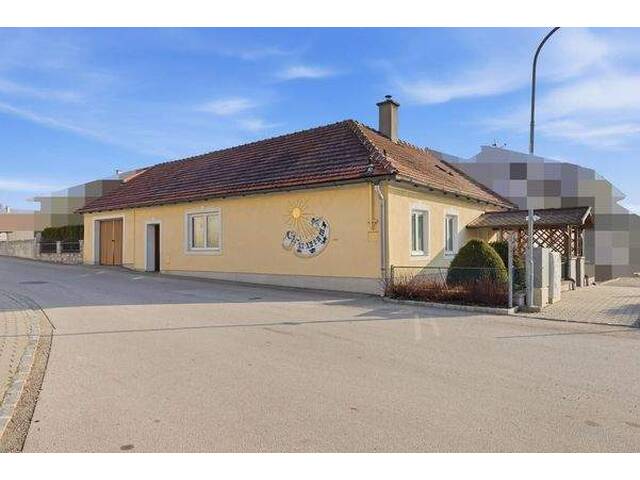 Immobilie in Stetteldorf am Wagram - Liebevoll gepflegtes Einfamilienhaus - Stetteldorf am Wagram - Bild 2