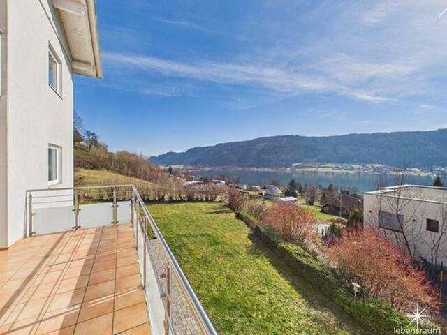 Immobilie in Stiegl - TRAUM SEEBLICK - großzügiges 11-Zimmer-Haus in Stiegl/Steindorf am Ossiachersee mit 2 Balkonen, 2 Terrassen. - Bild 3