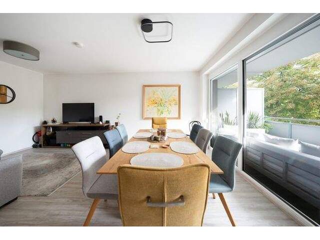 Immobilie in Pottendorf - ** Barrierefreie, 3 Zimmerwohnung mit Grünblick, Loggia und Garagenplatz ** - Bild 1