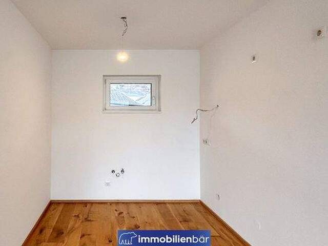 Immobilie in Kremsmünster - Moderne 2-Zimmer-Wohnung mit großzügiger Loggia & TG-Stellplatz - Bild 4