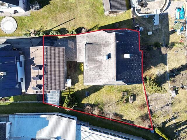 Immobilie in Steinfeld - Haus mit 2 parifizierten Wohneinheiten - getrennt oder gemeinsam nutzbar - Bild 1