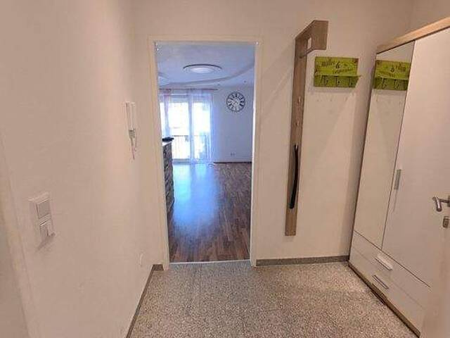 Immobilie in Haid - Sanierte Wohnung in Haid mit perfekter Anbindung - ideal für Eigennutzer & Anleger - Bild 3