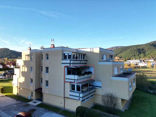 Immobilie in Neusiedl -    Charmante Eigentumswohnung mit Balkon, Grünblick und Garagenplatz in Neusiedl bei Pernitz    - Bild 2