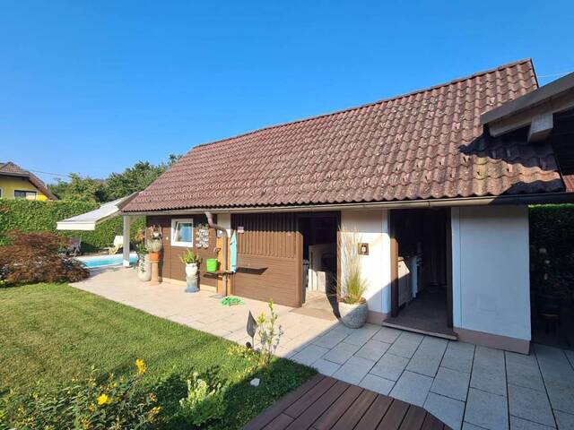 Immobilie in Tainach - Einfamilienhaus mit Pool und Nebengebäuden in ruhiger Siedlungslage - Bild 3