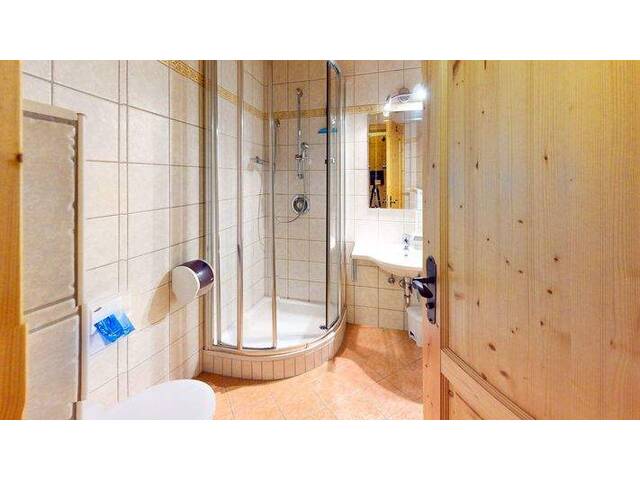 Immobilie in Hochrindl-Alpl - Alpiner Rückzugsort - Stilvolles Apartment mit großem Schlafzimmer & sonnigem Balkon - Bild 2