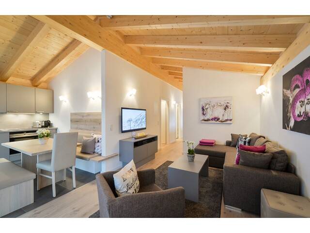 Immobilie in St. Anton am Arlberg - Exklusives Penthouse in St. Anton - Modern, Sonnig & Zum Wohlfühlen - Bild 1