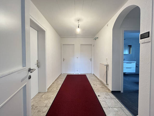 Immobilie in Meiningen - (5) Zimmer-Wohnung | Meiningen | renoviert | Balkon | Garagenplatz - Bild 3