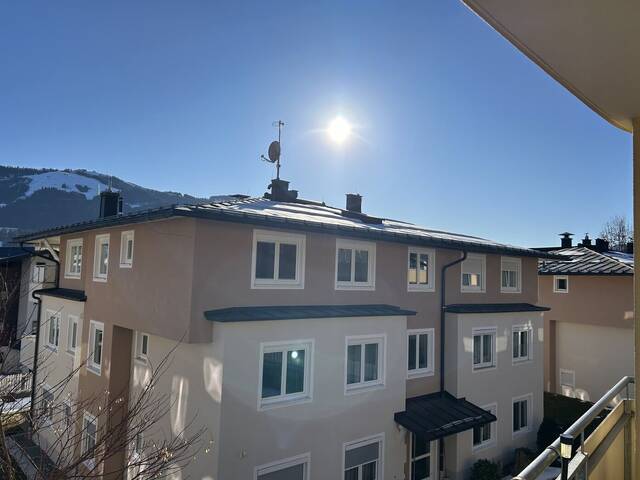 Immobilie in Ellmau - Top-gepflegte 3-Zi-Wohnung in Ellmau mit Balkon & Tiefgaragenstellplatz - Bild 0