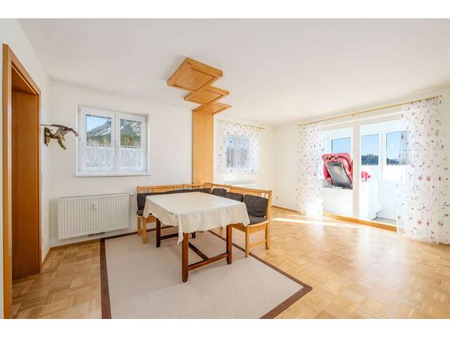 Immobilie in Tauplitz - Gepflegte Wohnung mit atemberaubendem Blick auf den majestätischen Grimming! - Bild 2