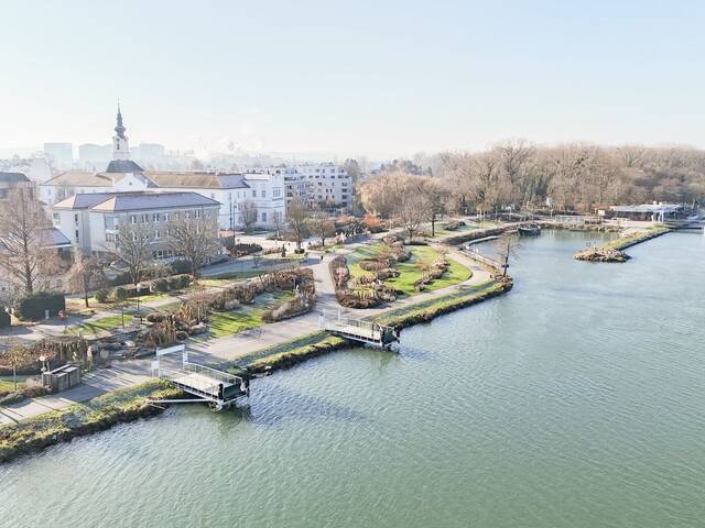 Immobilie in Tulln an der Donau - EXKLUSIVES WOHNEN AM DONAUUFER IN BESTLAGE VON TULLN - WINTERGARTEN - GARAGE - RUHELAGE - Bild 0