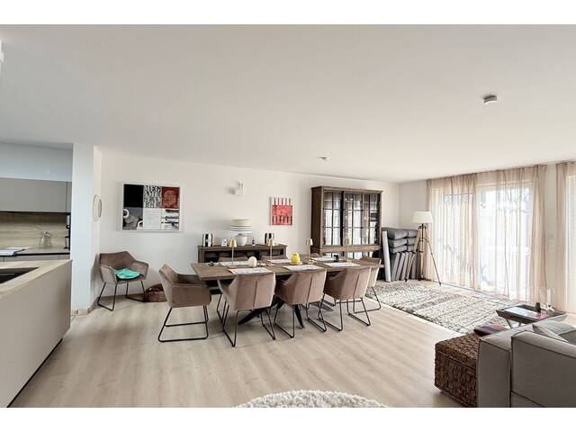 Immobilie in Neusiedl am See - Ein Statement am Wasser -Luxus- Doppelhaushälfte mit privater Bootsanlegestelle - Bild 4