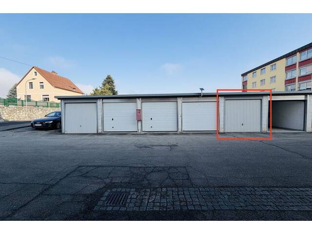 Immobilie in Zeltweg - Zeltweg: Sonnendurchflutete 3-Zimmer-Wohnung mit Südloggia und herrlicher Aussicht + Garage - Bild 4