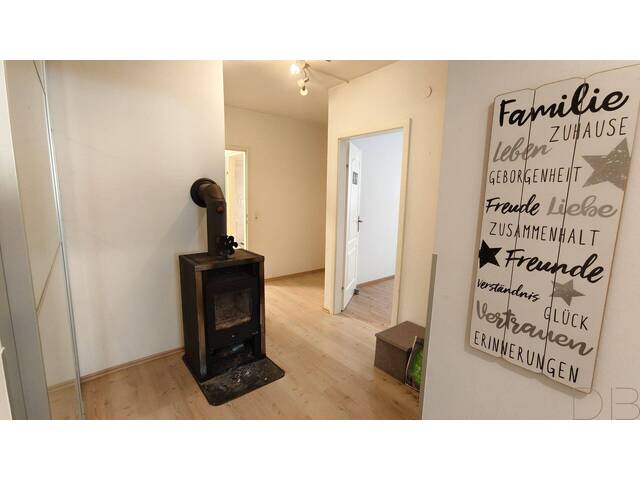 Immobilie in Edlitz - 122 m² Wohnung mit Süd-Loggia, 2 Eingängen, 2 Bädern & 2 Carportplätzen – auch teilbar! - Bild 3