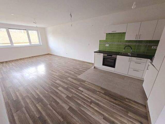 Immobilie in Marchegg - ++ STORCHENSTADT MARCHEGG + BAHNHOFSNÄHE + HELLE 2 ZIMMER WOHNUNG mit 6,4m² LOGGIA + BJ 2021++ - Bild 1