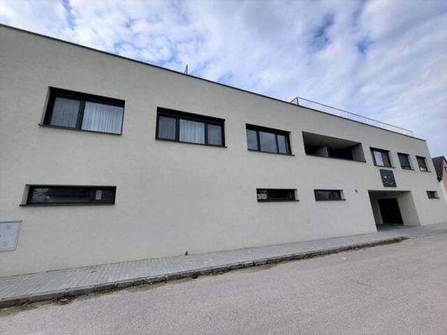 Immobilie in Marchegg - ++ STORCHENSTADT MARCHEGG + BAHNHOFSNÄHE + HELLE 2 ZIMMER WOHNUNG mit 6,4m² LOGGIA + BJ 2021++ - Bild 3