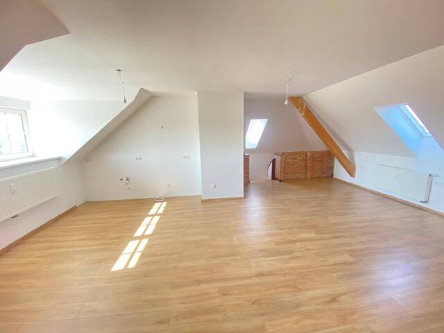 Immobilie in Rüstorf - ACHTUNG SINGLES - STYLISCHES STUDIO APARTMENT ZUM TOP PREIS - Bild 0