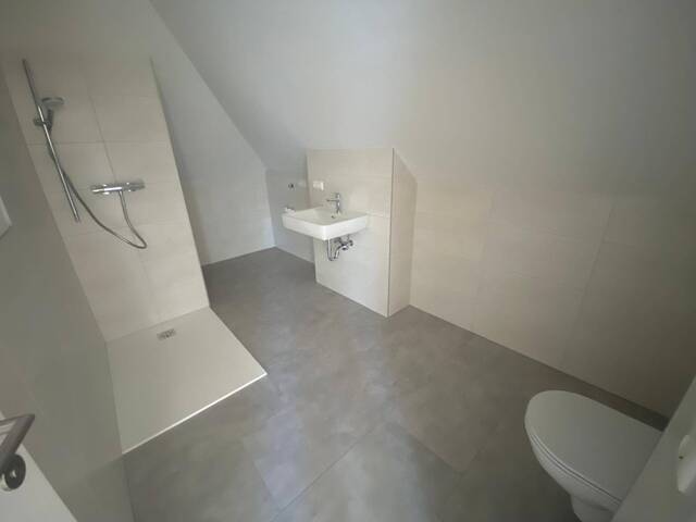 Immobilie in Rüstorf - ACHTUNG SINGLES - STYLISCHES STUDIO APARTMENT ZUM TOP PREIS - Bild 2