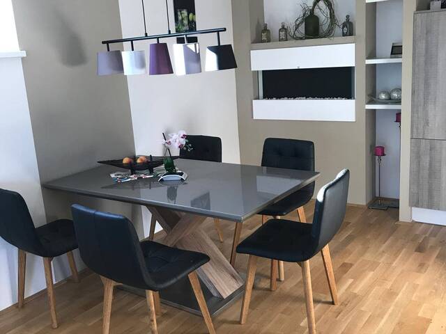 Immobilie in Kaltenbach - Barrierefreie 3-Zimmer Neubauwohnung - möbiliert - mit Terrasse und herrlichen Blick auf das vordere Zillertal - Bild 2