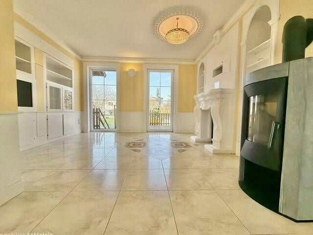 Immobilie in Orth an der Donau - CHARMANTES EINFAMILIENHAUS - Garten, Balkon und Terrasse in ruhiger Lage von Orth an der Donau! - Bild 1