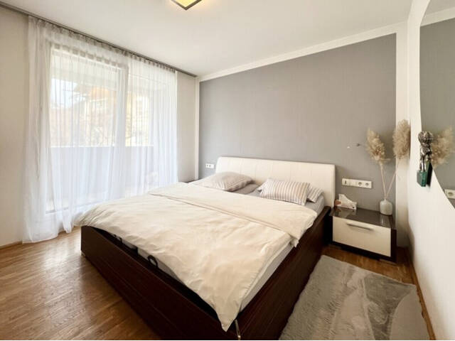 Immobilie in Zirl - Zirl: Helle 4-Zimmer-Wohnung mit Sonnenterrasse – ideal für Familien - Bild 3